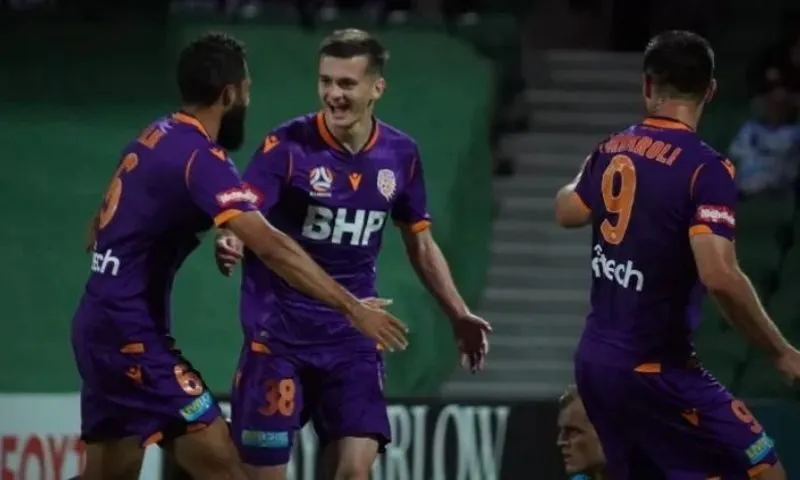 Ai là nhà tài trợ của Perth Glory?